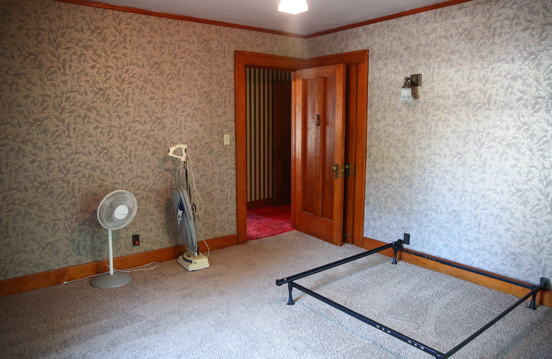 204 Seventh St. NW - Mason City (11).jpg